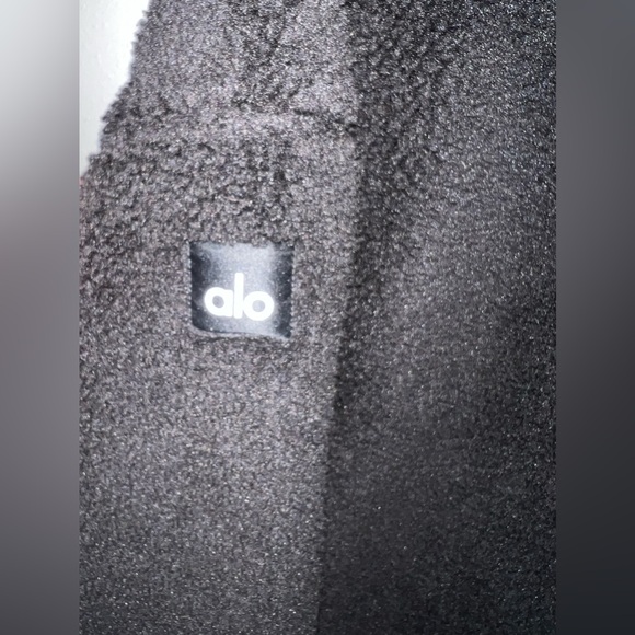 Alo Yoga Sherpa Varsity Jacket - Women's in Black Size Small - Picture 7 of 12